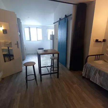 Apartment Un Pied A Terre Dans La Citadelle *