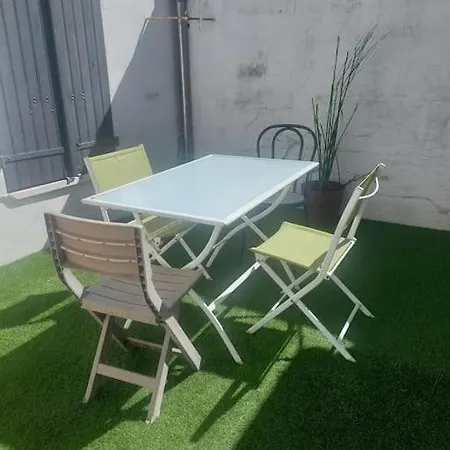 Apartment Un Pied A Terre Dans La Citadelle