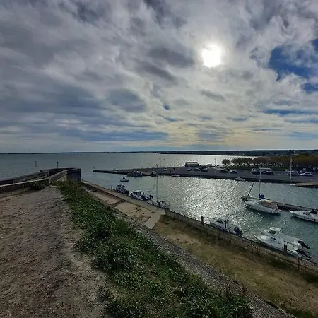 דירה Un Pied A Terre Dans La Citadelle Le Château-dʼOléron